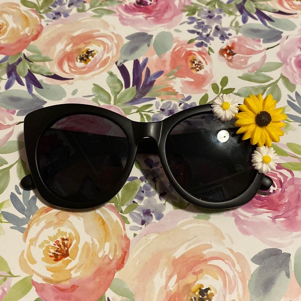 Little girls black glasses w flower charms